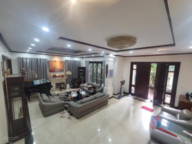 Biệt thự phố Hàm Nghi, 190m2, mặt tiền 12m, vỉa hè, nội thất đẹp, quân Nam Từ Liêm