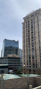 Nhà Hoàng Cầu- Nguyễn Phúc Lai - 52m2 x 7 tầng, MT 7.2m- thang máy- 12 phòng - giá 15 tỷ