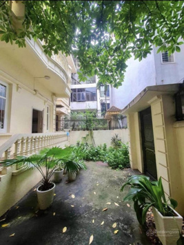 CHO THUÊ BIỆT THƯ sân vườn ĐỘI CẤN 140m x 4 tầng - Giá 33tr/tháng