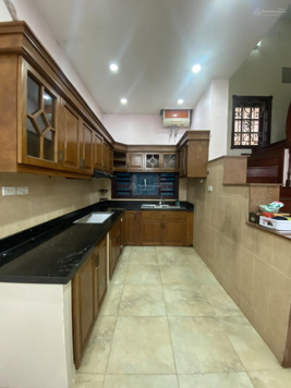 Chính chủ cho thuê biệt thự Mỹ Đình 2, diện tích 200mx3,5 tầng,giá thỏa thuận,lh 0981 245 437