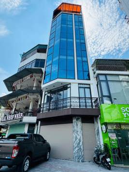 SIÊU PHẨM MẶT PHỐ NGUYÊN VĂN CỪ, LONG BIÊN