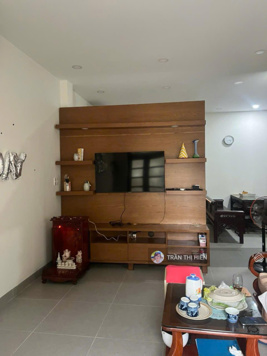 Bán căn nhà 1 trệt 1 lầu đi bộ ra biển Phước Hải 500m, 8x20m tái định cư Phước Hải