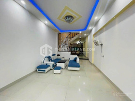 Bán nhà 1 trệt 2 lầu hẻm ô tô Đường Lê Hồng Phong, P8, Vũng Tàu. Giá 5.2 tỷ