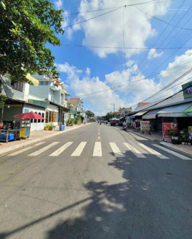 Ngộp bank cần bán gấp lô đất DT: 120m2 MTĐ Phạm Cự Lượng, gần chợ xã Mỹ Quý, AG. SHR