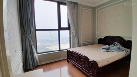 Gia đình cần bán căn 3pn 105m2 tòa Hapulico Complex,có sổ,slot xe, giá 6.5 tỷ, LH 0977 632 716