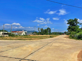 Đất sổ đỏ trung tâm thị trấn mà giá chỉ 690 triệu có hơn 200m siêu rẻ mua ngay kẻo hết