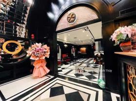 Bán khách sạn sang xịn - đẳng cấp - 9 tầng - 1 hầm - 17 phòng - MP Phan Đình Phùng - 80m2 - 77 tỷ