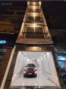 Ô tô vào nhà -Làm văn phòng -thang máy-Full Nội thất đẹp gần mặt Phố Lê Trọng Tấn-5 tx50m2-11.8 tỷ