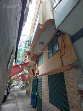 Bán nhà riêng giá cực chất tại đường Nguyễn Trãi, 10 tỷ, 50m2, 7 PN, 6 PT