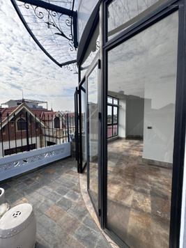 Chính chủ bán lô góc 3 mặt ngõ ô tô vào nhà Nguyễn Văn Cừ, Long Biên DT: 45m2 MT:13m LH: 0986 063 239