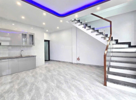 Bán nhà 2 tầng mới tinh gần ủy ban phường Hà Khánh giá chỉ 1tỷ750tr