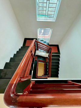 Nhà 3 tầng trung tâm P. Trường Thi, cách Quảng Trường HCM 300m