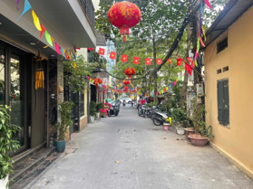 Bán nhà 444 Đội Cấn DT 34m2 6 tầng thang máy Cách ô tô tránh 10m Giá 8,6 tỷ LH E Trường 0985 342 385