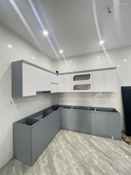 Bán nhà Dốc Ngân Hàng cột 2 full nội thất 0962 698 922