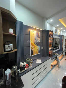 Bán nhà riêng tại Đ. Bát Khối, 5,45 tỷ, 33m2, giá ưu đãi, view đẹp