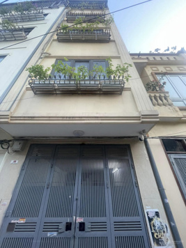 7.68 tỷ - 39m2 - ô tô đỗ - 6 ngủ - PCCC - Dương Văn Bé - gần phố