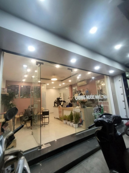 Bán nhà phân lô Huỳnh Thúc Kháng, ô tô tránh, vỉa hè 3m, kinh doanh đỉnh, sổ đẹp, khu hiếm nhà bán