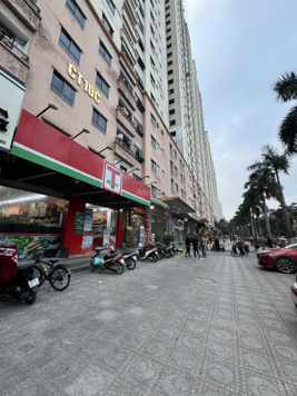Cần bán căn kiot dưới chung cư Đại Thanh, Thanh Trì, Hà Nội, giá 5, x tỷ, 82m2