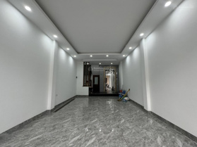 Bán nhà mới xây 7 tầng thang máy ngõ ô tô phố Hồ Tùng Mậu, cạnh khu đô thị Goldmark City DT 45m2