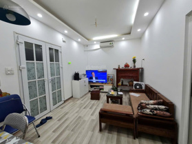 CC CẦN BÁN NHÀ TẬP THỂ NGÕ NÚI TRÚC, TẬP THỂ NGHỆ SĨ VÍP NHẤT BA ĐÌNH - 3 NGỦ, SỔ, NHÀ ĐẸP 3ty490tr