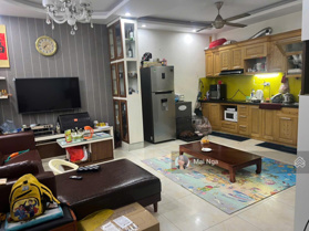 Chính chủ cần bán nhà riêng La Khê Hà Đông 33m2, 4 tầng, ô tô đỗ quay đầu, tặng full đồ, giá 6.9tỷ