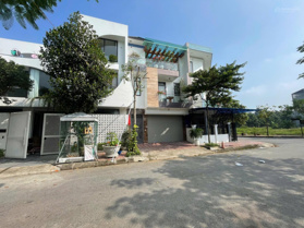 Chính chủ bán gấp lô đất KĐT Nam Đầm Vạc sát sân Golf 104m MT6,5m SĐCC giá 3,55 tỷ 0988 296 228