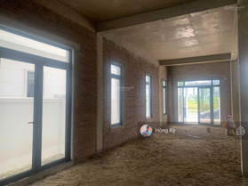 Bán căn biệt thự BT2.7, 180m2 đất, MT 9m, đường 17m, hướng Tây Nam, thoáng trước sau