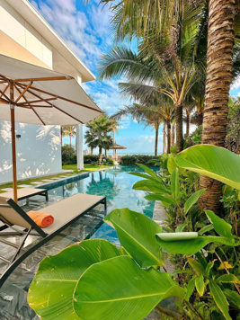 1 căn villa mặt biển duy nhất giá rẻ nhất khu vực Hồ Tràm. Nhận villa ngay khi thanh toán 20%