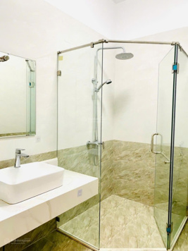 Nhà Văn Cao - Ngô Gia Tự mới tinh, 80m2, 4 tầng, 5 ngủ full, 13tr 0912 473 845
