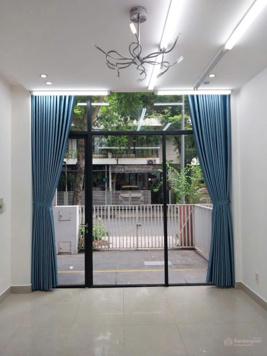 Chính chủ cho thuê siêu phẩm nhà riêng DT 7mx17m, 3 lầu tại 132 đường số 38, KDC Cát Lái, Quận 2