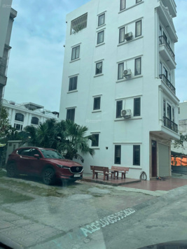 Cần bán đất Hồng Hải, Hạ Long, Quảng Ninh, hướng biển. DT: 64m2, MT: 6,4m. Giá 9,75 tỷ có ra lộc