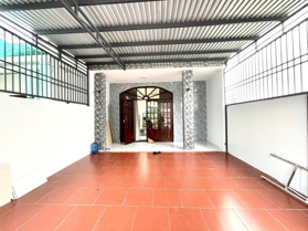 Cho thuê nhà mới đẹp rộng gần biển 3 phòng ngủ full nội thất giá 15 triệu/tháng