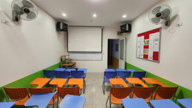 Nhà riêng ngõ phố Nghĩa Đô, Cầu Giấy DT 70m2 x 5 tầng làm VP, trung tâm Anh ngữ, dạy học