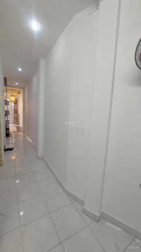 Cho thuê nhà mới 4 phòng ngủ Tôn Thất Thuyết Quận 4