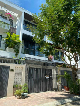 Khách nước ngoài sẽ thích - Cho thuê nhà nguyên căn 3,5 tầng full nội thất đẹp KĐT Lê Hồng Phong 2
