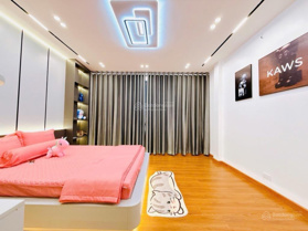 Nhà đẹp Khâm Thiên. Vị trí trung tâm quận Đống Đa. Nội thất đẹp