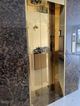 Hot! Mình chính chủ cần cho thuê gấp nhà đẹp, căn góc, 70m2, 4T; nhà hàng, KD, VP, Hàng Buồm 27 tr