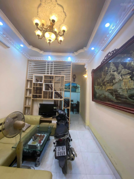 Cho thuê nhà ngõ Phùng Khoang- Thanh Xuân, 35m2 - 4 tầng - 4 ngủ - 10 Triệu