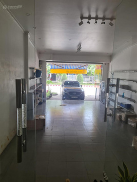 Cần bán nhà mặt tiền 1 trệt, 1 lầu đường 30/4 cần bán