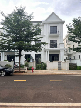 Biệt thự song lập view hồ đầu tiên tại TP. BMT. Duy nhất 1 căn suất ngoại giao tháng 10/2024