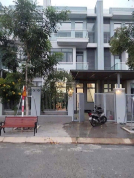 Cho thuê nhà khu TM DV Phú Mỹ gần Thành Phố Mới 1 trệt 3 lầu DT 6*17,3pn, 3wc full nội thất đẹp