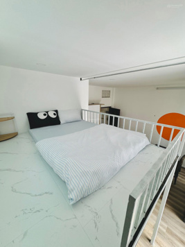 Duplex ban công siêu rộng ở max 4 - nội thất mới