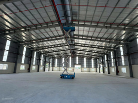 Chính chủ cho thuê kho tại CCN Tân Tiến, Văn Giang, Hưng Yên DT 20,000m2 chia nhỏ theo nhu cầu