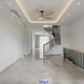 Cho thuê tầng 1 + 2 shophouse đẹp - giá tốt nhất chỉ 15 triệu view hồ điều hòa Vinhomes, Thanh Hóa