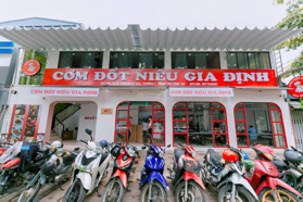 Cho thuê mặt tiền Trần Hưng Đạo (DT: 17m x 10m = 170m2) 1 trệt 1 lầu giá thuê 40 triệu/tháng