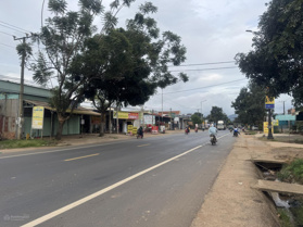 Siêu phẩm 32m mặt tiền Quốc Lộ 20, giá ưu đãi 27 tỷ VND, diện tích 1448 m2 tại Đức Trọng