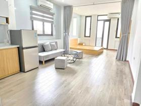 Chào bán tòa căn hộ 10 phòng mới đẹp full nội thất ngay Làng Đại Học sát khu FPT dòng tiền 40tr/th