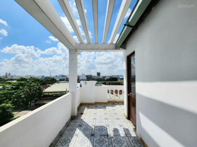 Bán gấp nhà MT đường 30m, Bình Tân, gần Aeon Tân, 90m2, 1 trệt 3 lầu, giá 12.2 tỷ