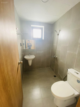 Cho thuê nguyên căn hộ Shophouse Centum Wealth, mặt nội khu đối diện hồ bơi 18tr/tháng 0988 578 297