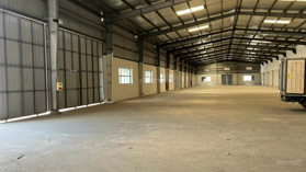 Cho thuê kho 1.600m2 đủ pccc (rộng 20m x dài 80m) tại KCN Lễ Môn